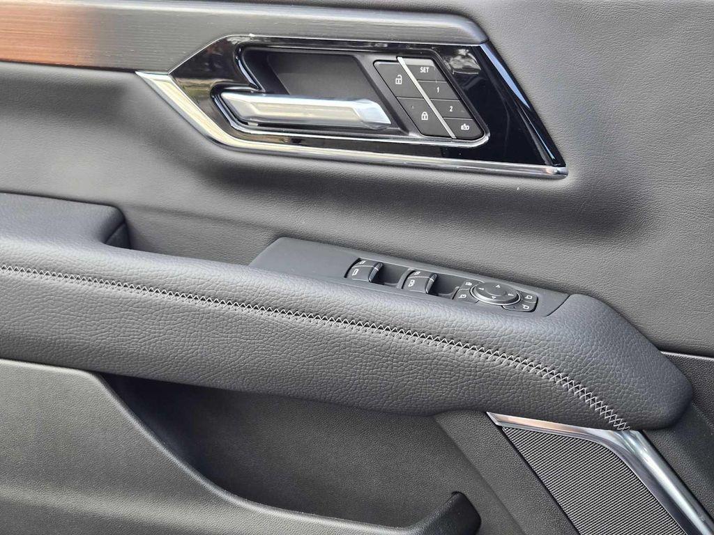 new 2026 GMC Yukon XL car, priced at $95,950