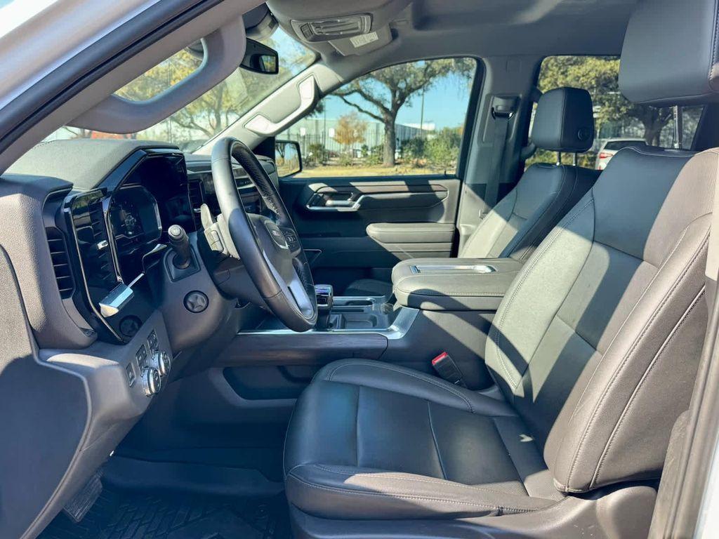 used 2022 GMC Sierra 1500 car, priced at $44,991