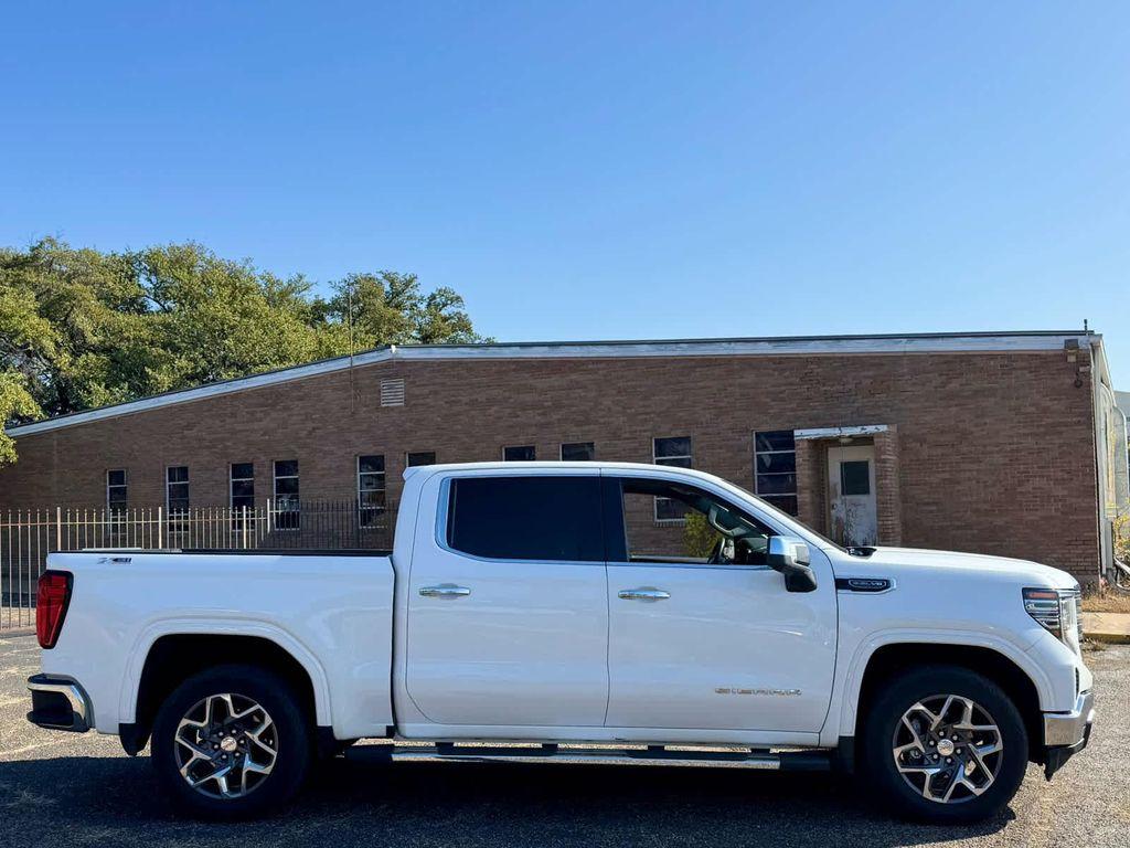 used 2022 GMC Sierra 1500 car, priced at $44,991