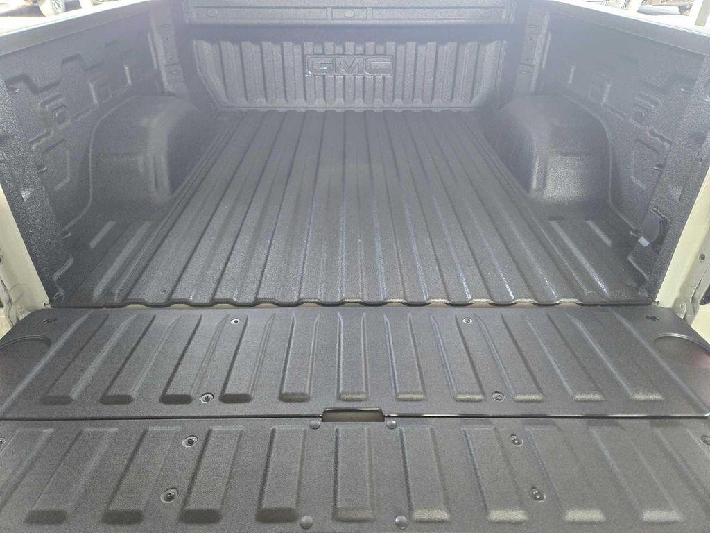 new 2026 GMC Sierra 1500 car, priced at $80,090