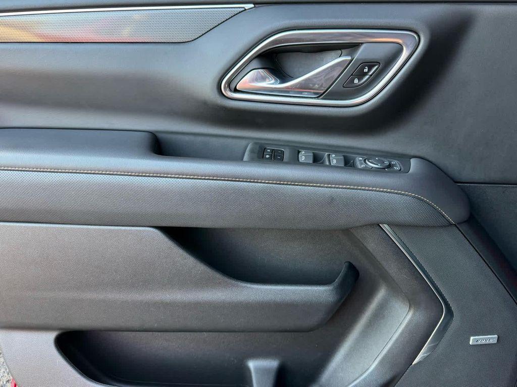 used 2022 GMC Yukon car, priced at $44,997