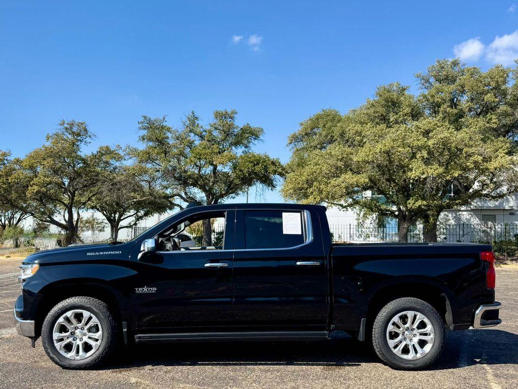 used 2022 Chevrolet Silverado 1500 car, priced at $41,992