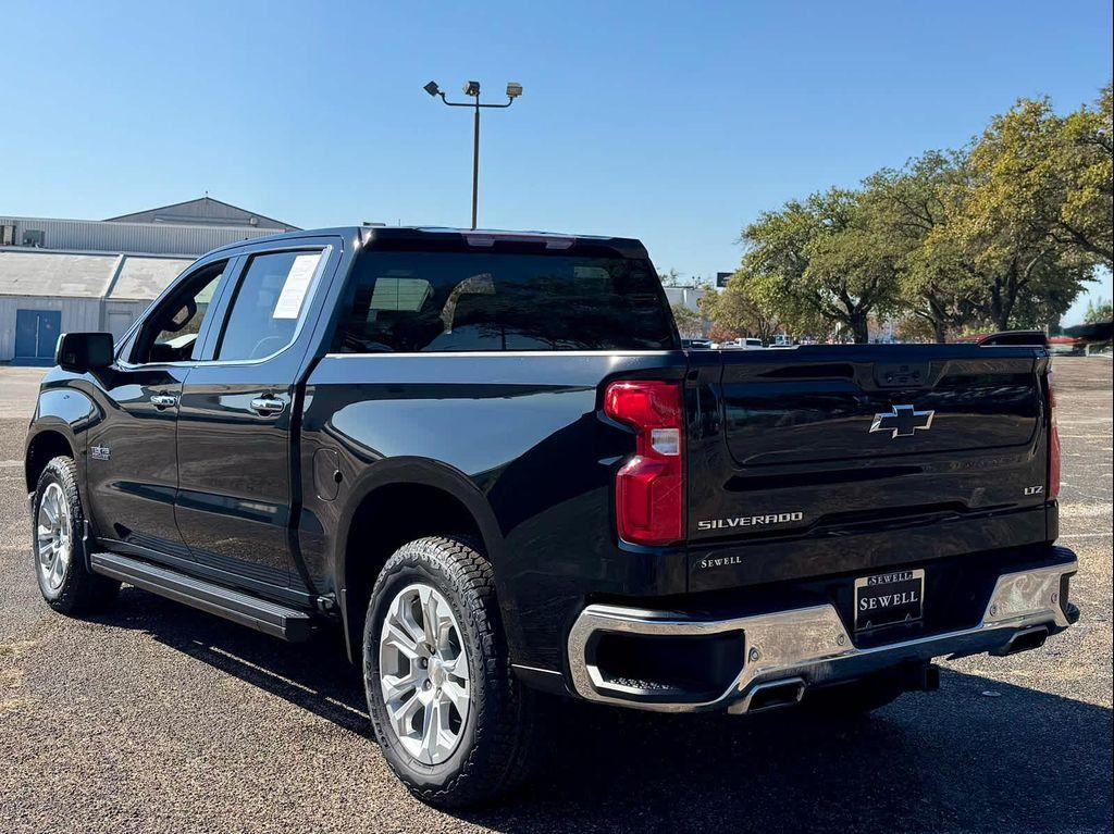 used 2022 Chevrolet Silverado 1500 car, priced at $41,992