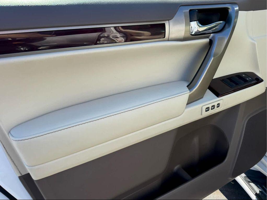 used 2016 Lexus GX 460 car, priced at $29,991