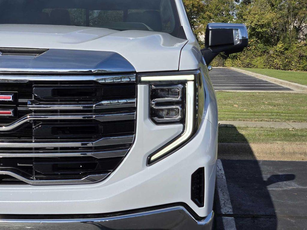 new 2026 GMC Sierra 1500 car, priced at $62,640