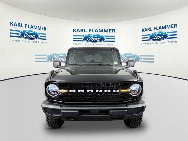 new 2025 Ford Bronco car, priced at $43,558