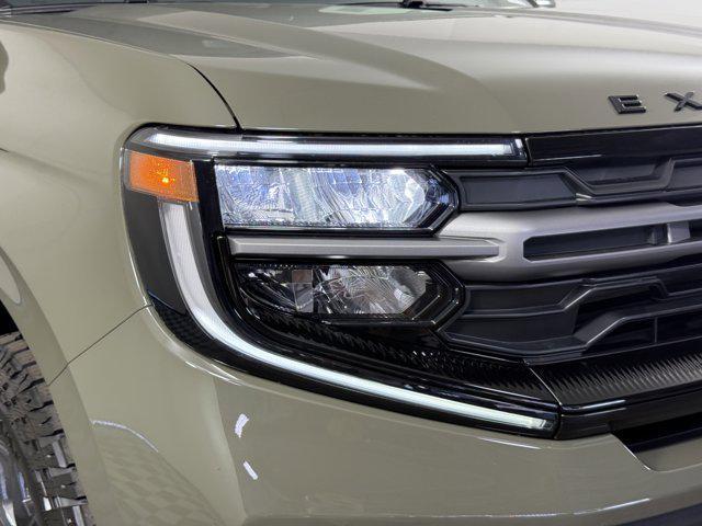 new 2025 Ford Expedition car, priced at $79,524