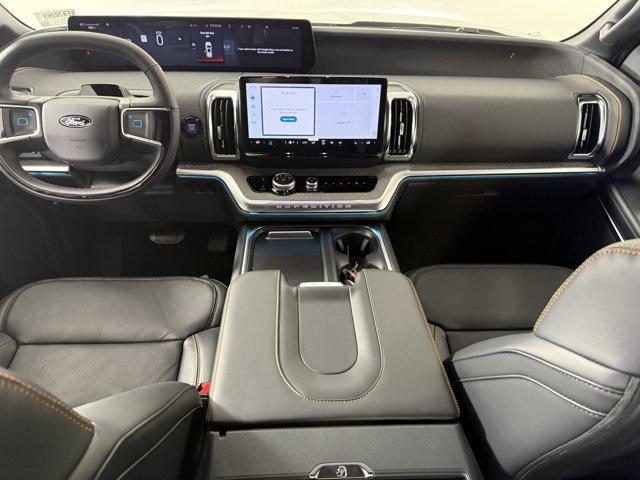 new 2025 Ford Expedition car, priced at $79,524