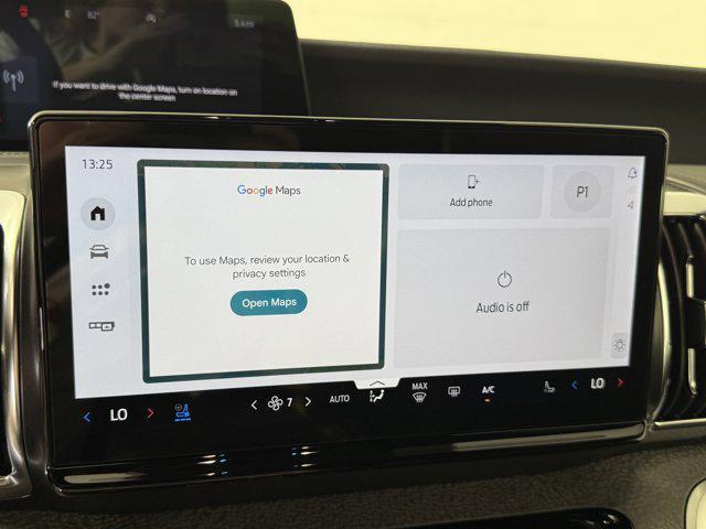 new 2025 Ford Expedition car, priced at $79,524