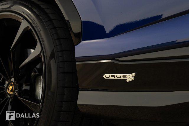 used 2024 Lamborghini Urus car, priced at $262,900