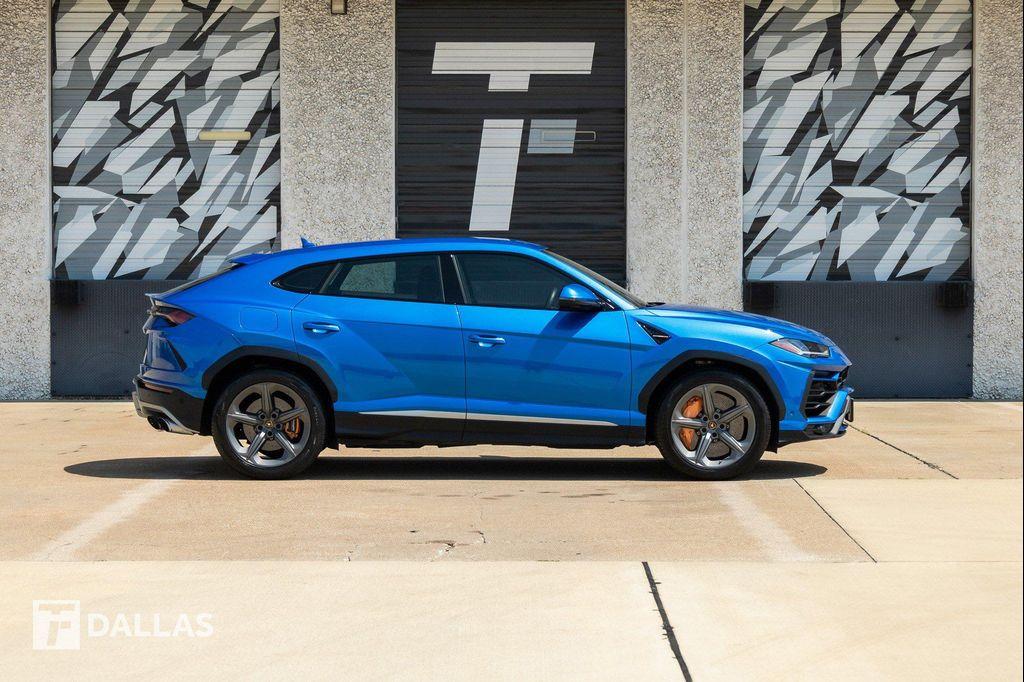 used 2019 Lamborghini Urus car, priced at $169,900