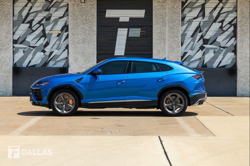 used 2019 Lamborghini Urus car, priced at $169,900