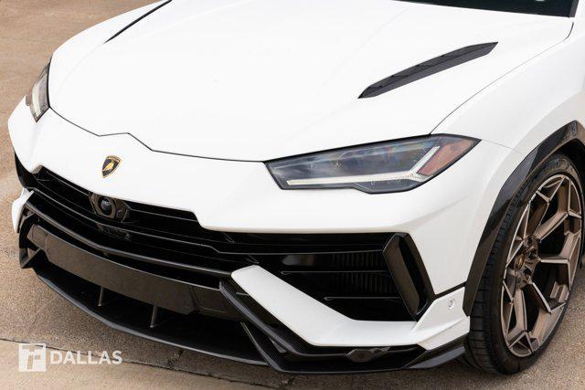 used 2023 Lamborghini Urus car, priced at $279,900