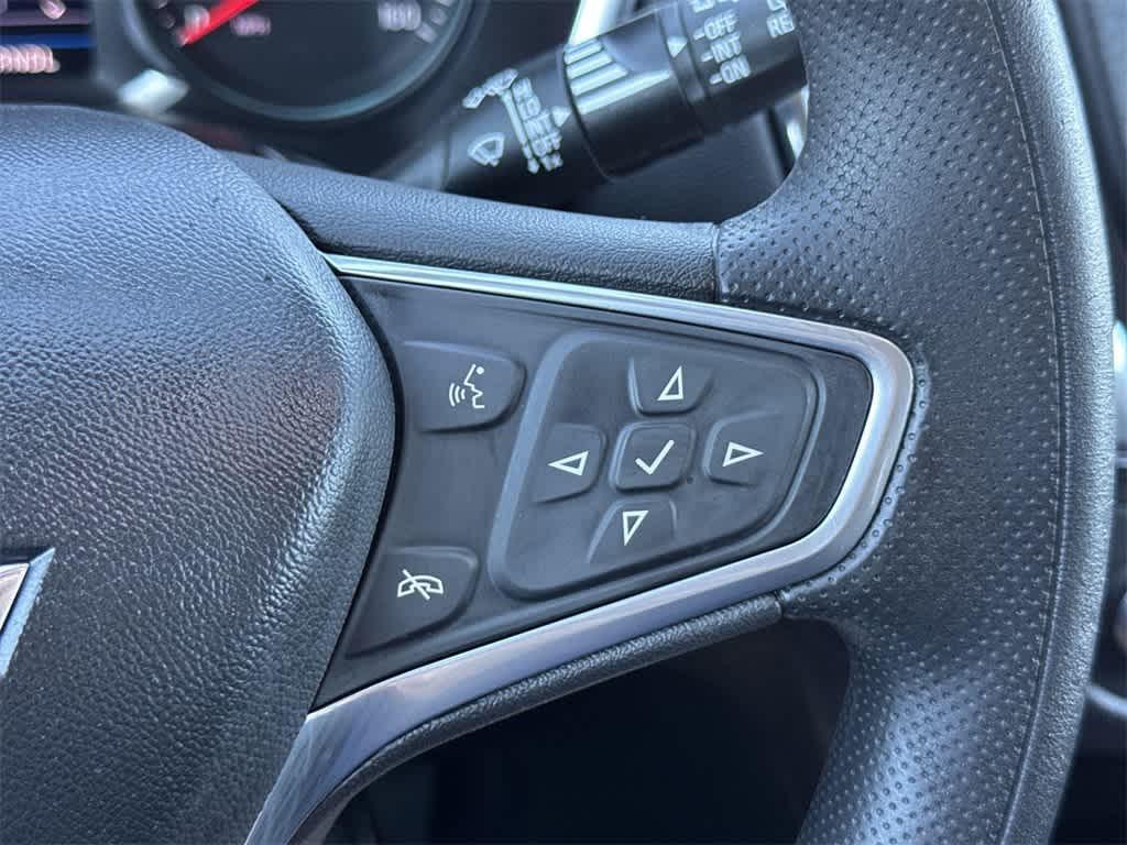 used 2022 Chevrolet Equinox car, priced at $17,250