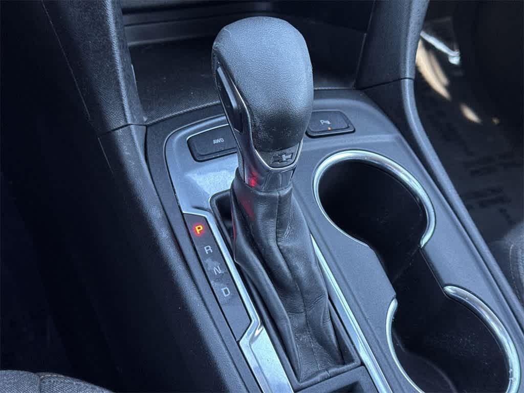 used 2022 Chevrolet Equinox car, priced at $17,250