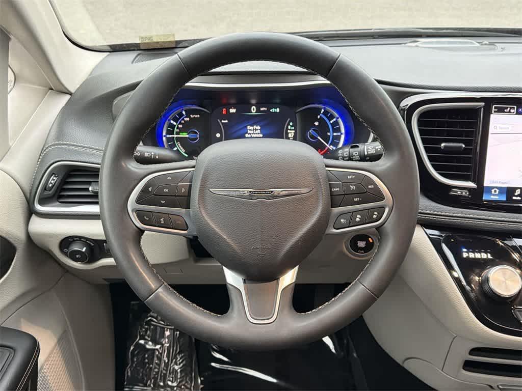 used 2024 Chrysler Pacifica Hybrid car, priced at $23,500