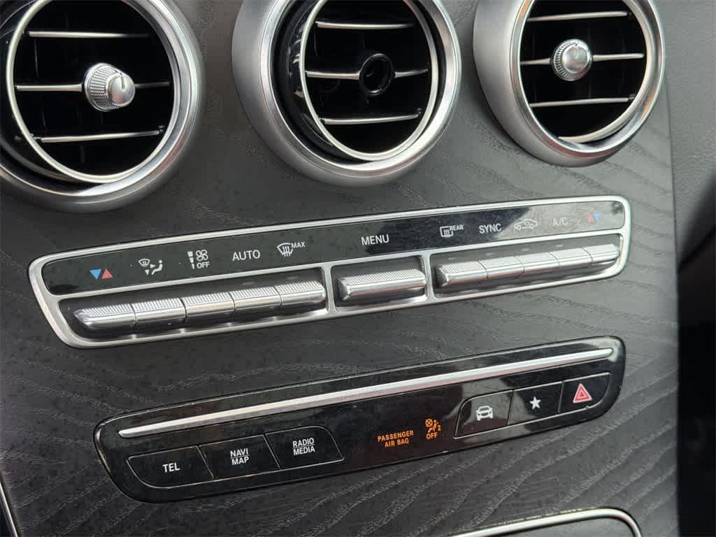 used 2022 Mercedes-Benz GLC 300 car