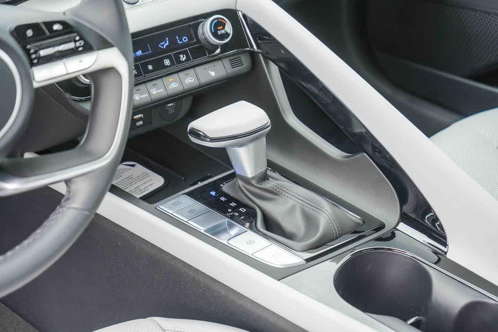 new 2026 Hyundai Elantra car