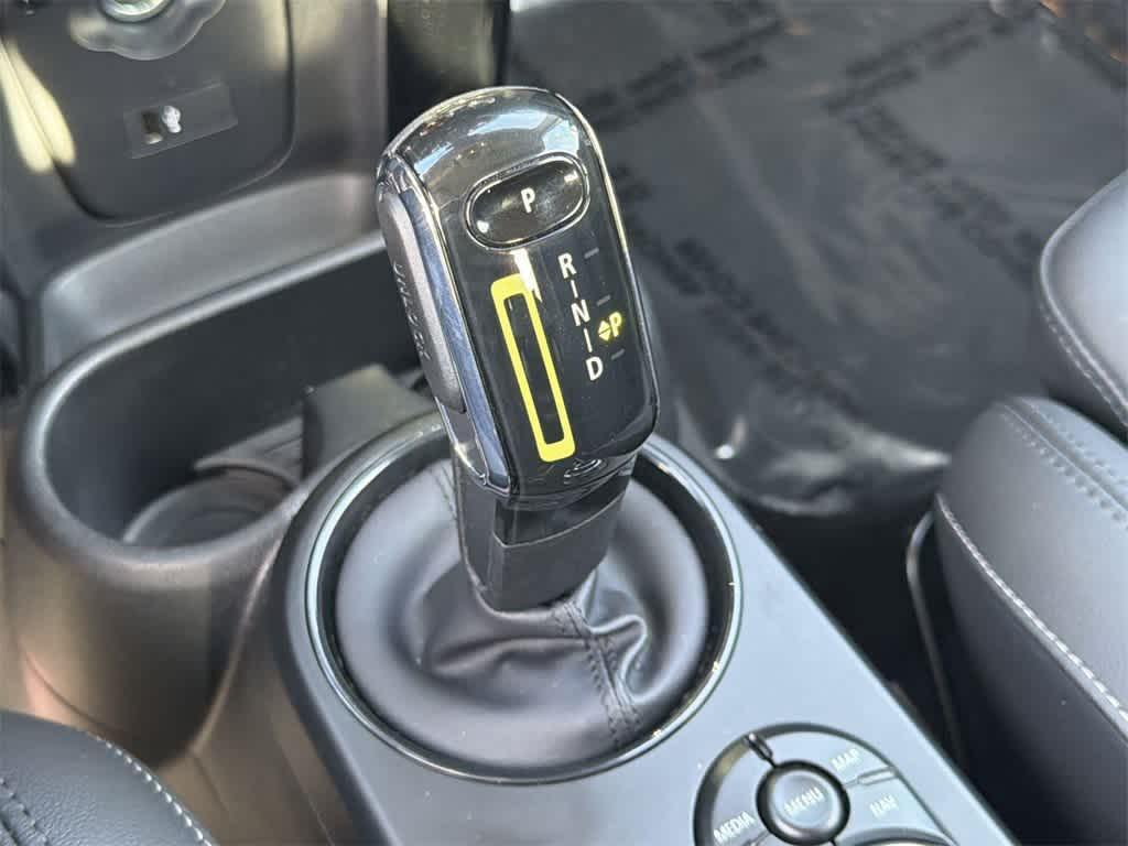 used 2023 MINI Hardtop car, priced at $19,900