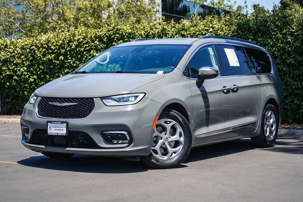 used 2023 Chrysler Pacifica car, priced at $23,300