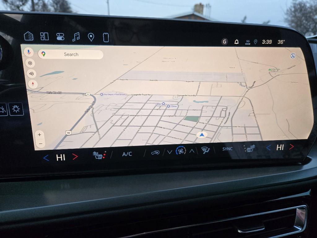 new 2026 Chevrolet Traverse car, priced at $48,630