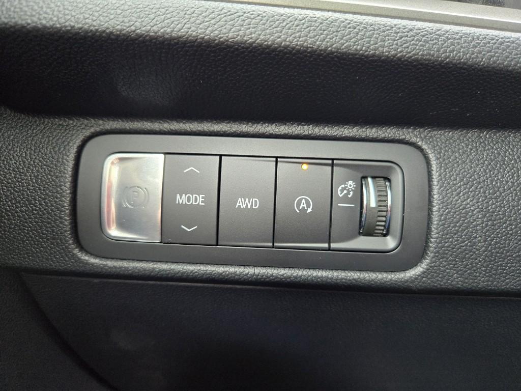 new 2026 Chevrolet Traverse car, priced at $48,235