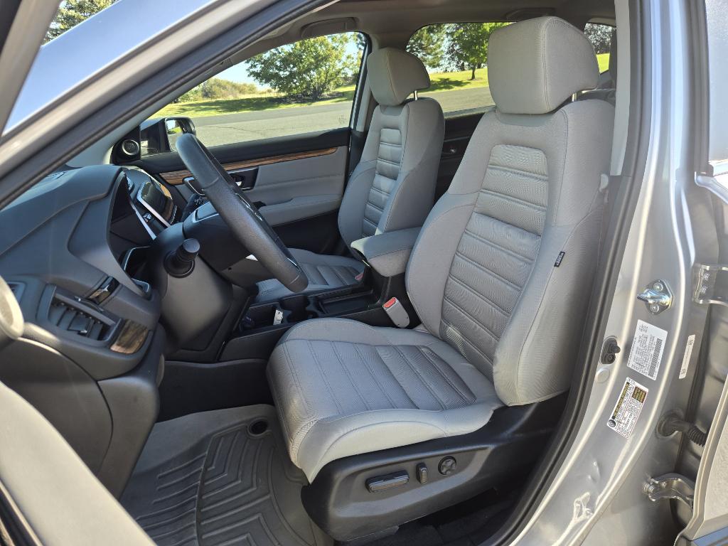 used 2017 Honda CR-V car, priced at $23,495