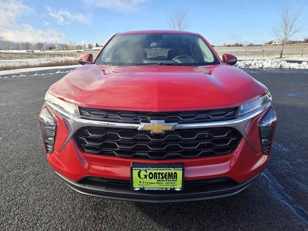 new 2026 Chevrolet Trax car, priced at $25,400