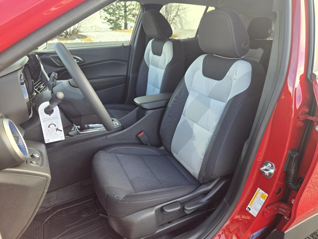 new 2026 Chevrolet Trax car, priced at $25,400