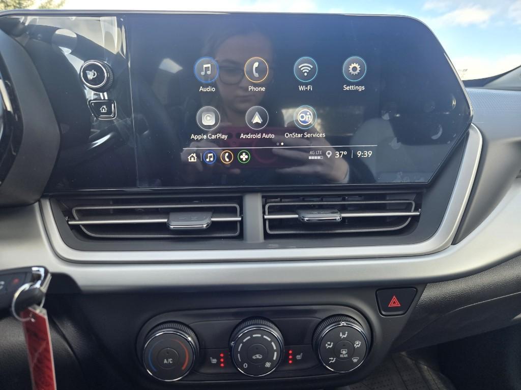 new 2026 Chevrolet Trax car, priced at $25,400