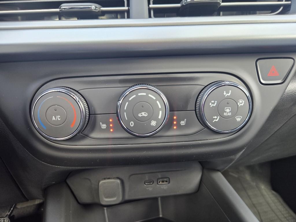 new 2026 Chevrolet Trax car, priced at $25,400