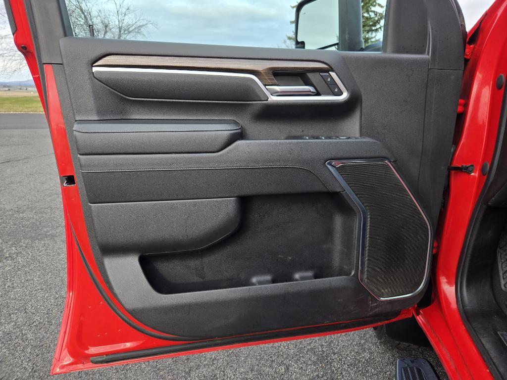 used 2024 Chevrolet Silverado 2500 car, priced at $55,995