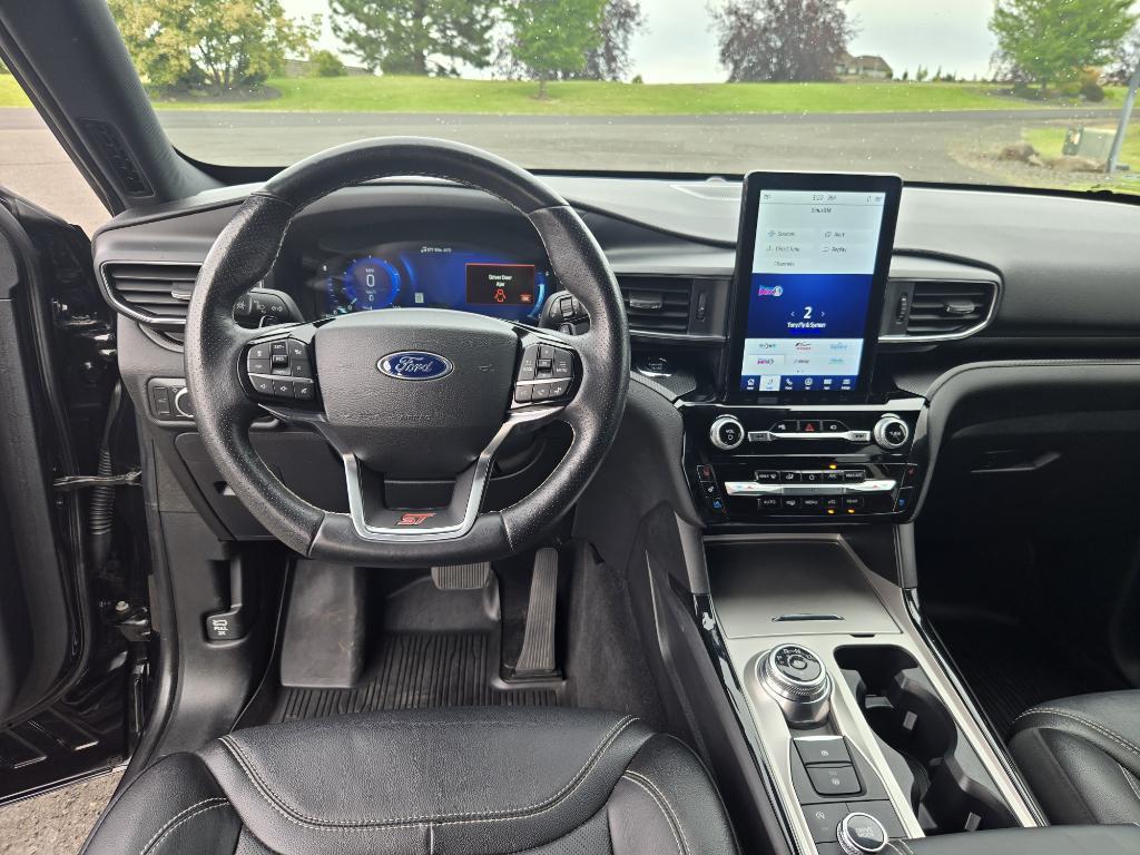 used 2022 Ford Explorer car, priced at $37,995