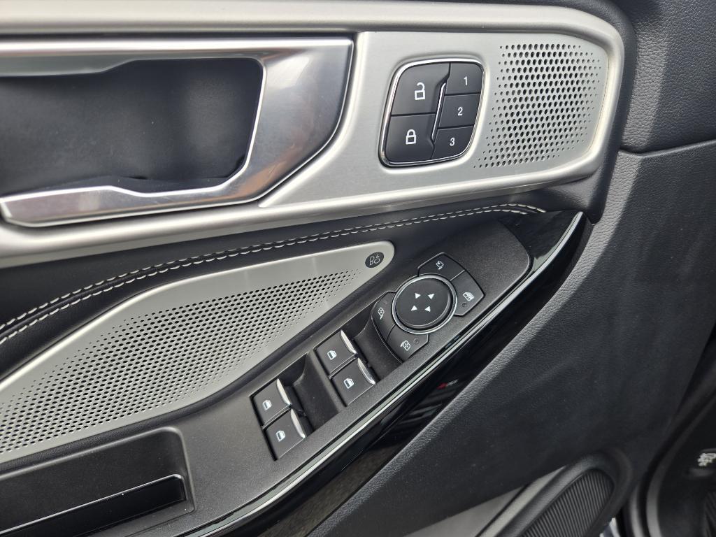 used 2022 Ford Explorer car, priced at $37,995