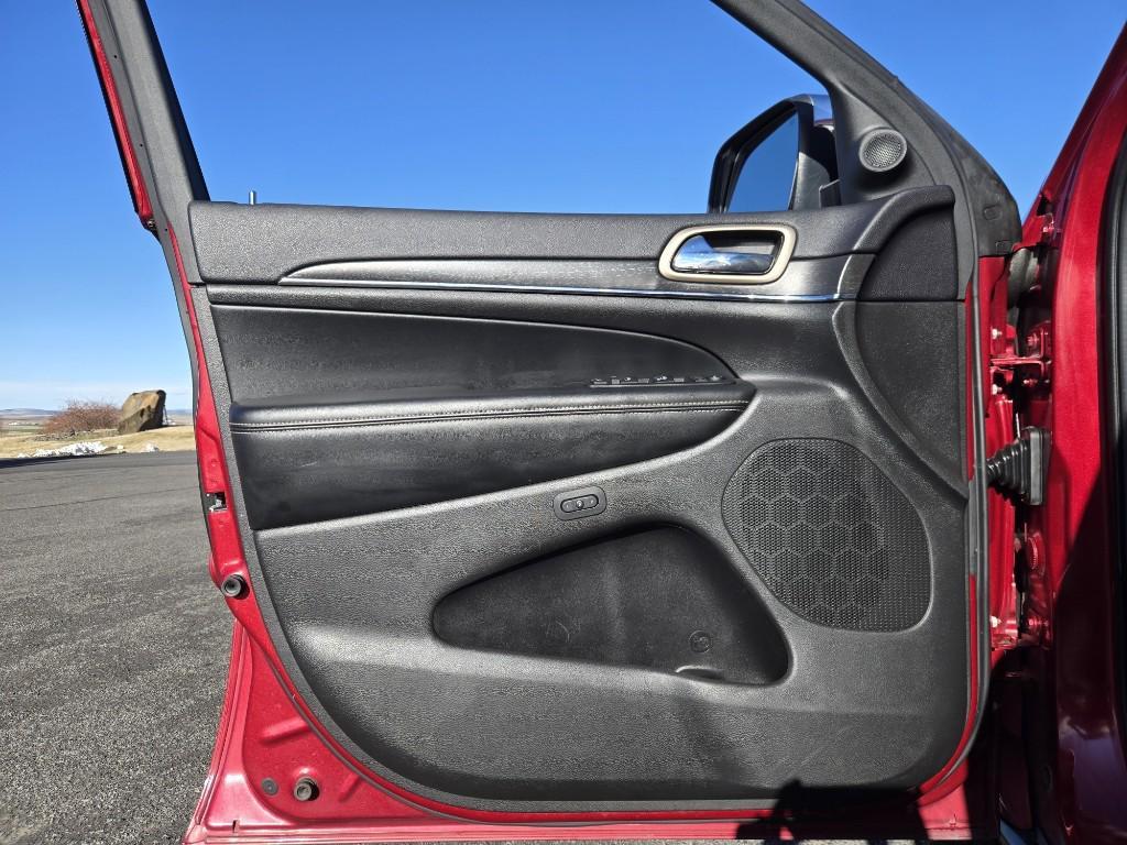 used 2015 Jeep Grand Cherokee car