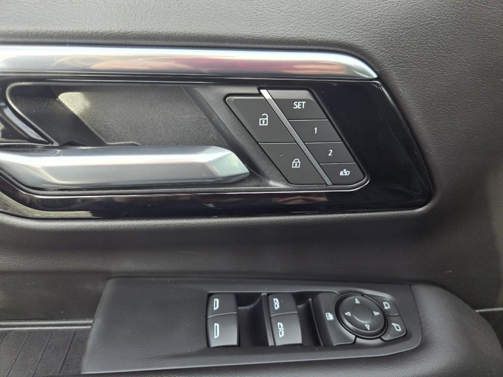 used 2025 Chevrolet Suburban car, priced at $67,995