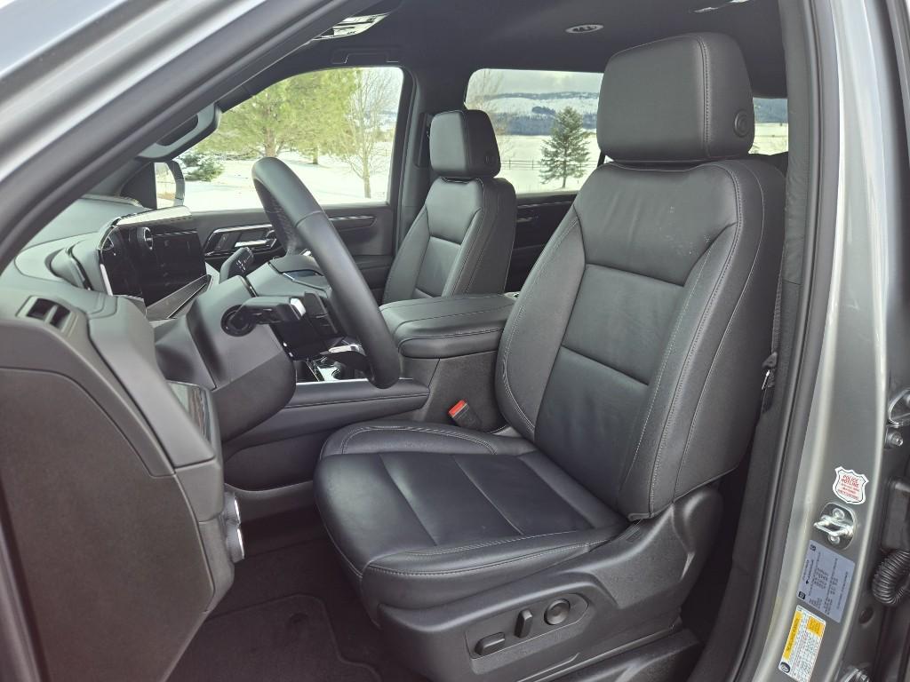 used 2025 Chevrolet Suburban car, priced at $67,995