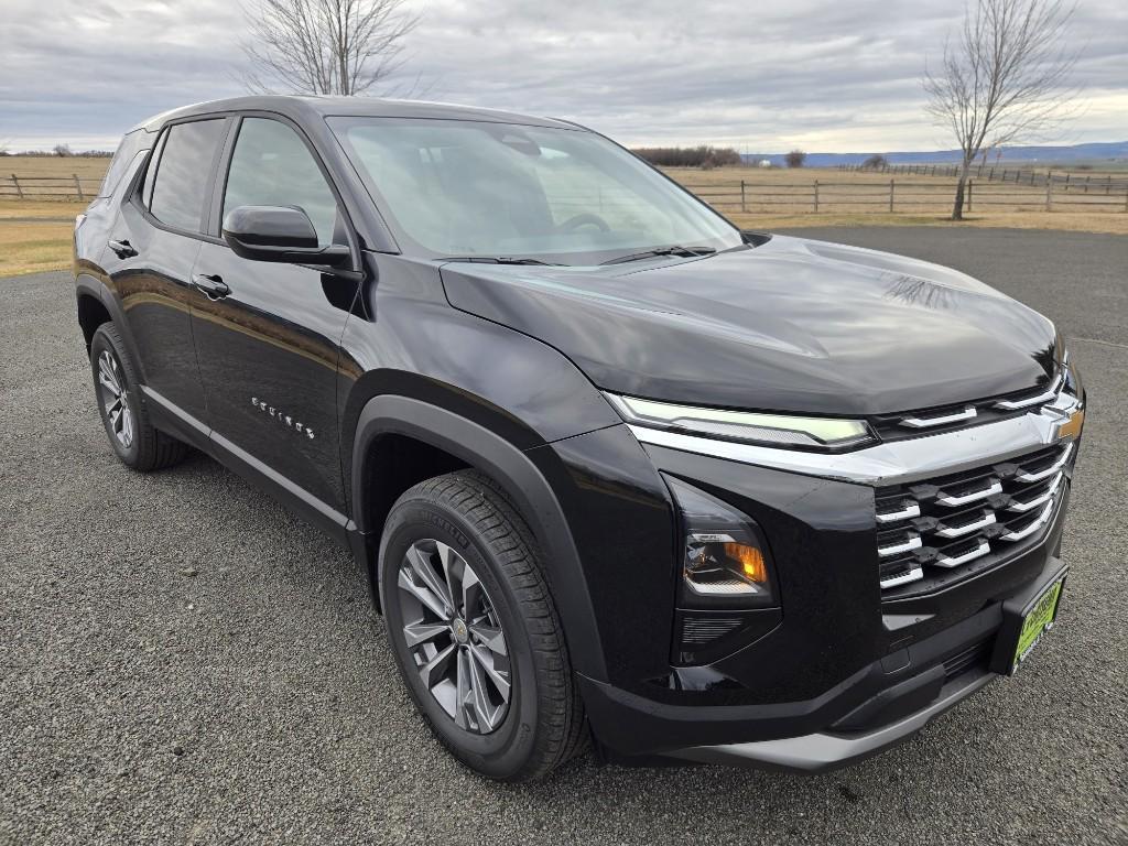 new 2026 Chevrolet Equinox car, priced at $33,870