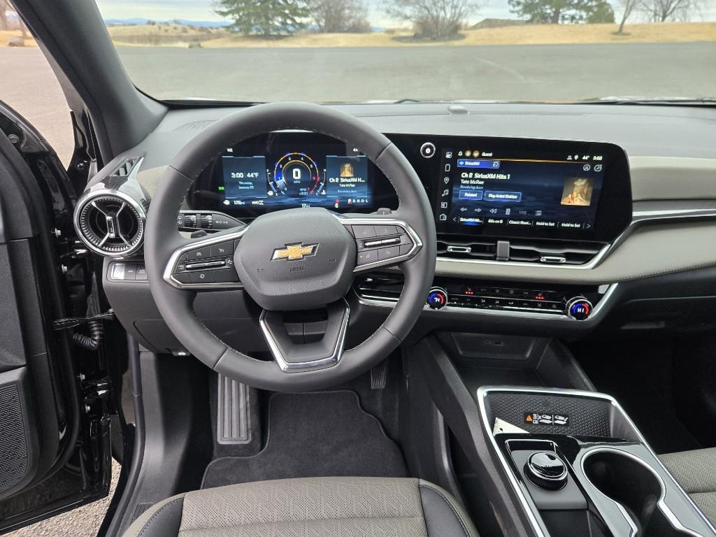 new 2026 Chevrolet Equinox car, priced at $33,870