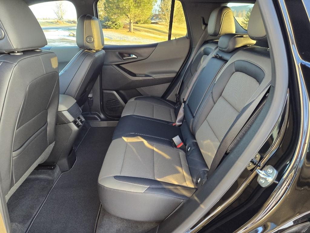 new 2026 Chevrolet Equinox car, priced at $33,870