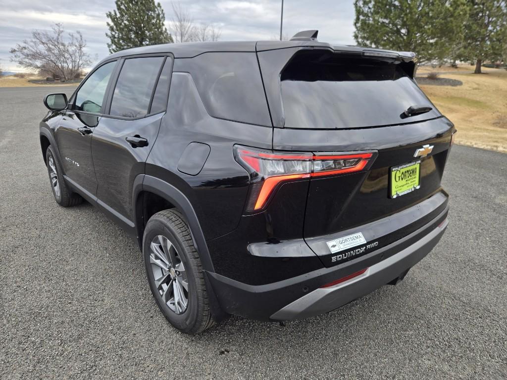 new 2026 Chevrolet Equinox car, priced at $33,870