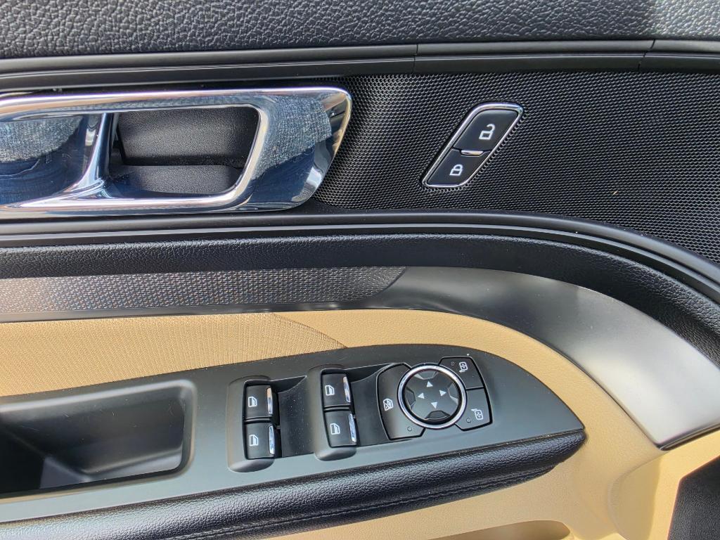 used 2016 Ford Explorer car, priced at $19,995