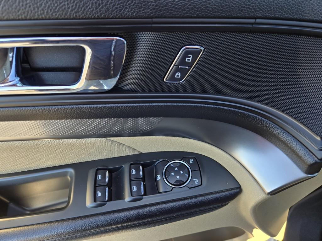 used 2016 Ford Explorer car, priced at $19,995