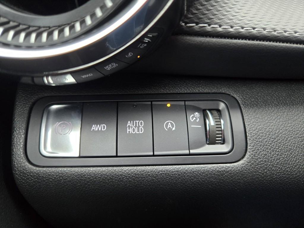 used 2025 Chevrolet Equinox car, priced at $28,995