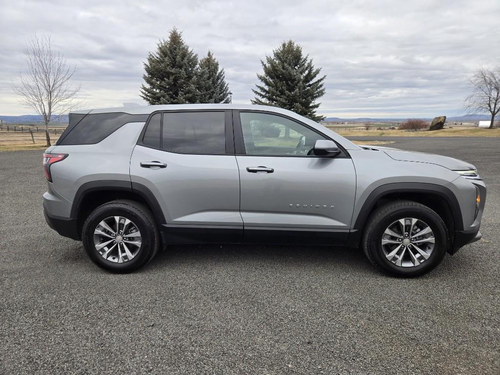 used 2025 Chevrolet Equinox car, priced at $28,995