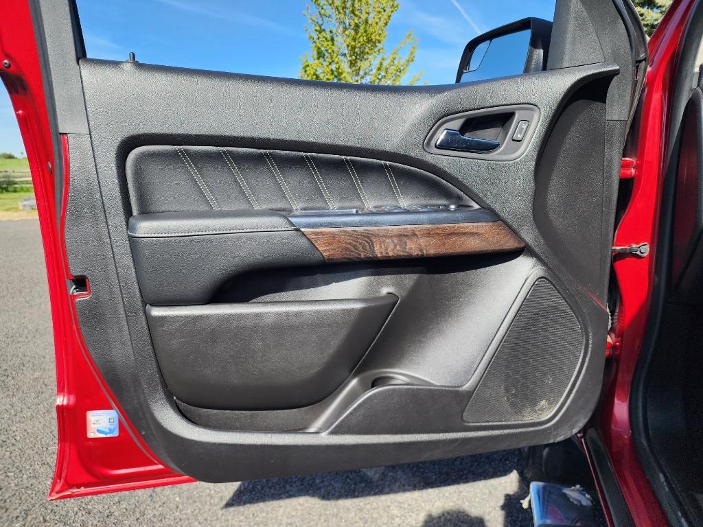 used 2021 GMC Canyon car, priced at $36,995