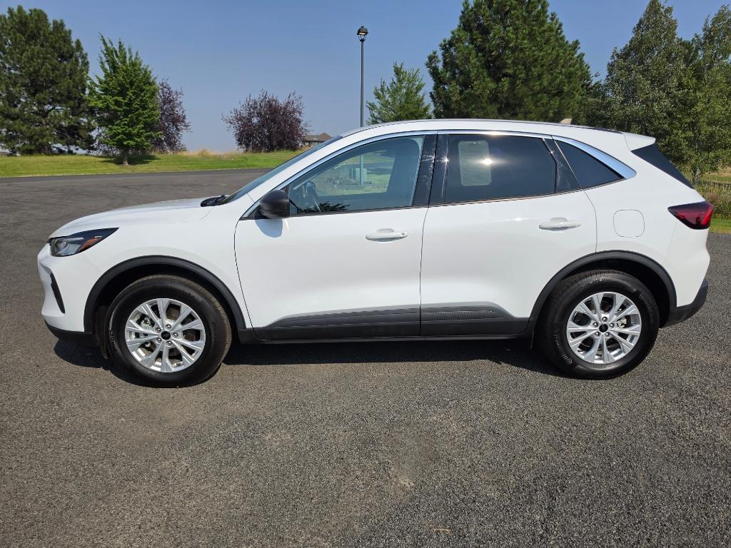 used 2024 Ford Escape car, priced at $25,995
