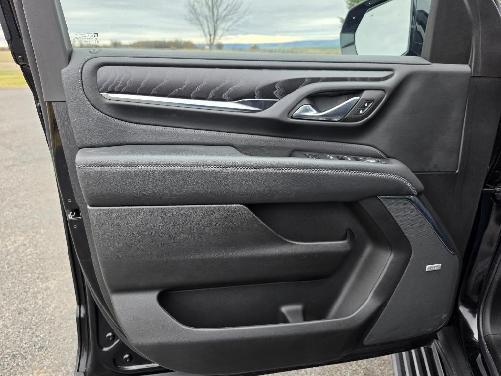 used 2023 GMC Yukon car, priced at $67,995