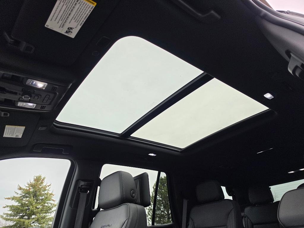 used 2023 GMC Yukon car, priced at $67,995
