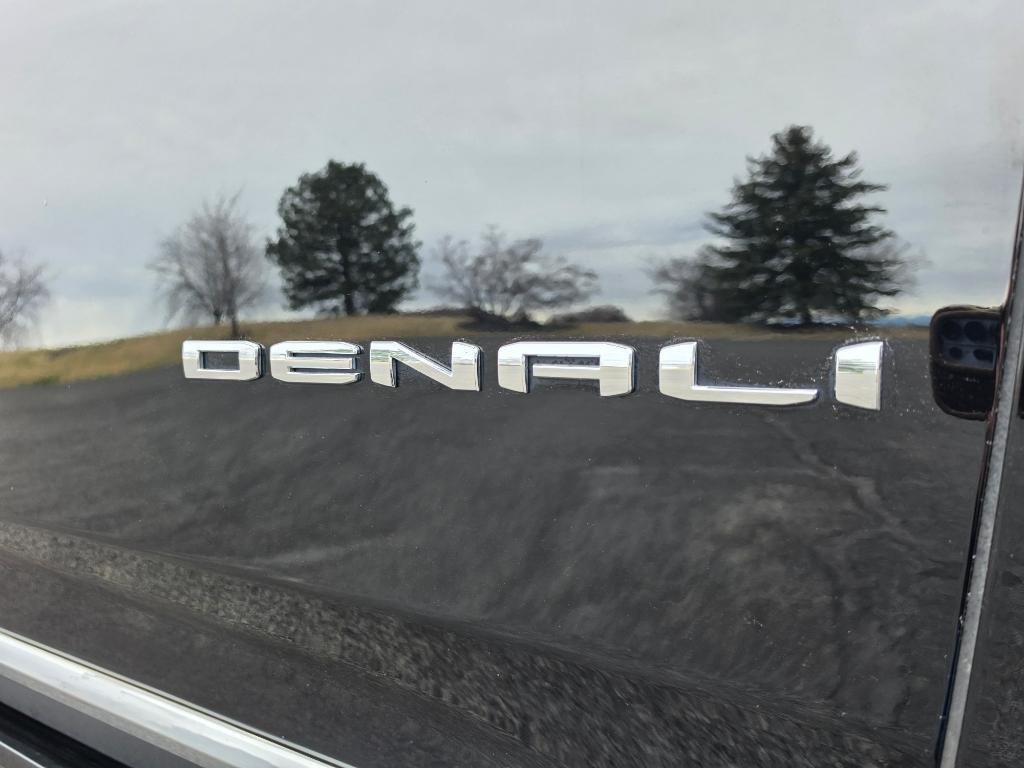 used 2023 GMC Yukon car, priced at $67,995